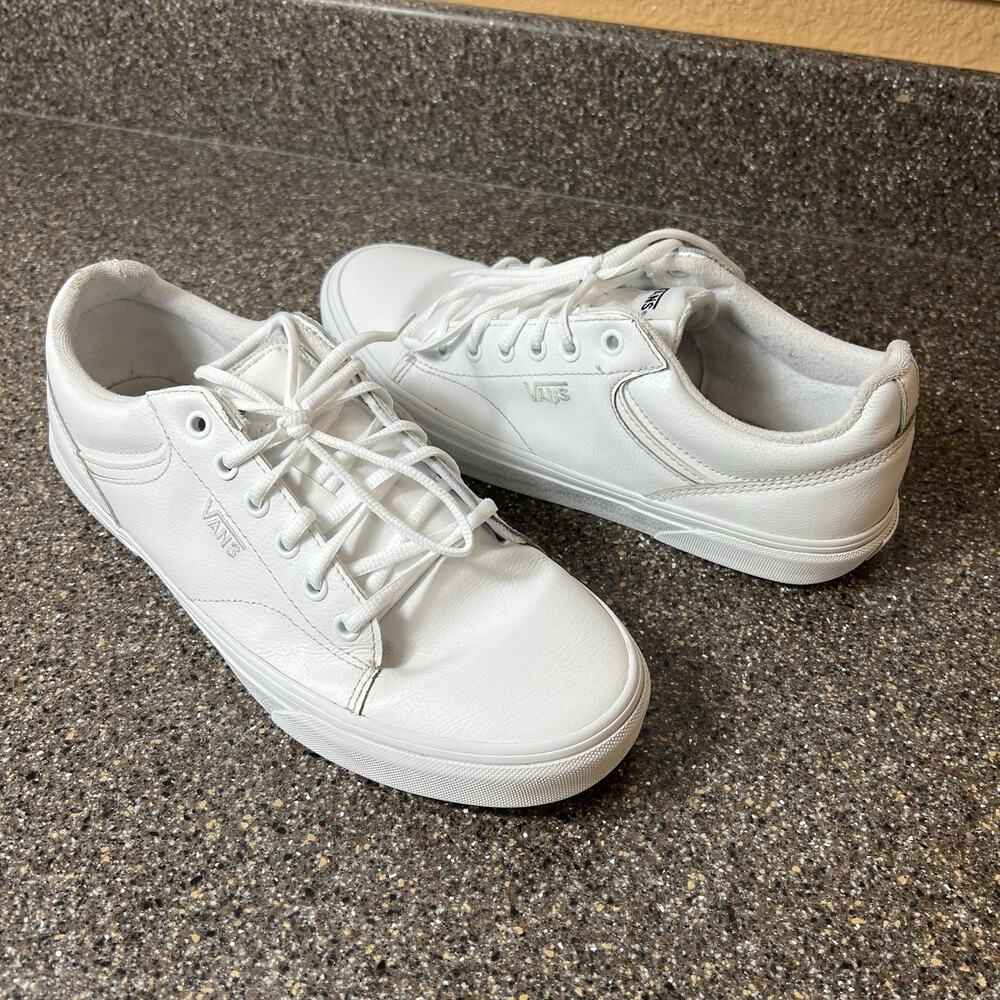 VANS Off The Wall Classic White Leather Skater Shoes Women's Size 11 Low Lace Up
